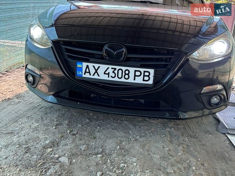 Седан Mazda 3 2013 в Харкові