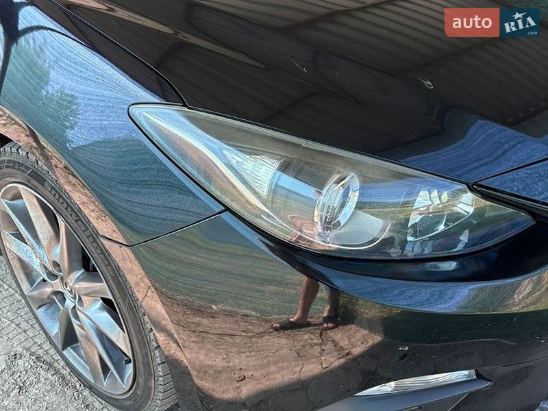 Седан Mazda 3 2013 в Харкові