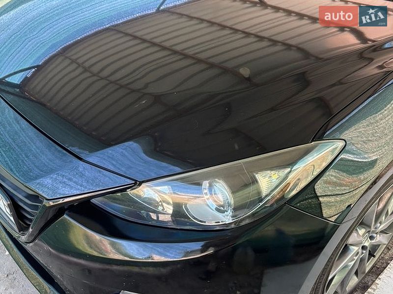 Седан Mazda 3 2013 в Харкові