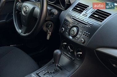 Седан Mazda 3 2013 в Рівному фото 20 Седан Mazda 3 2013 в Рівному