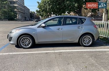 Хэтчбек Mazda 3 2010 в Днепре