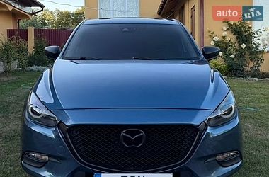 Хетчбек Mazda 3 2018 в Львові фото Хетчбек Mazda 3 2018 в Львові