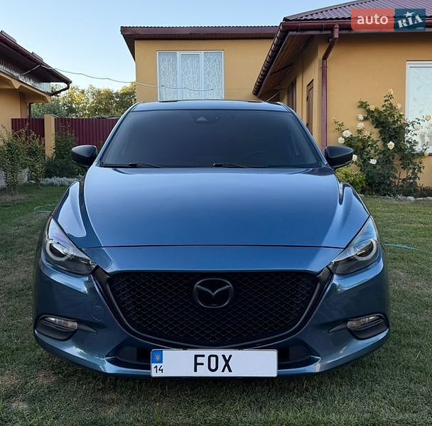Хетчбек Mazda 3 2018 в Львові фото Хетчбек Mazda 3 2018 в Львові