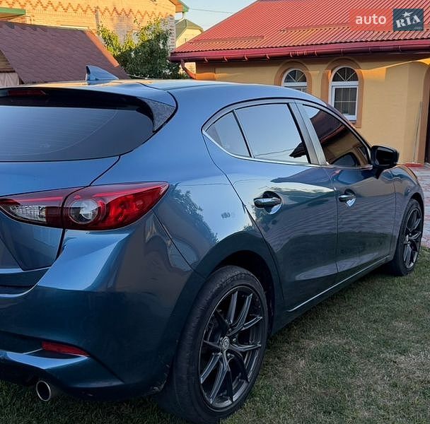 Хетчбек Mazda 3 2018 в Львові фото 4 Хетчбек Mazda 3 2018 в Львові