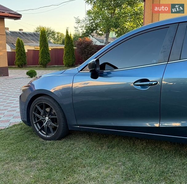 Хетчбек Mazda 3 2018 в Львові фото 3 Хетчбек Mazda 3 2018 в Львові