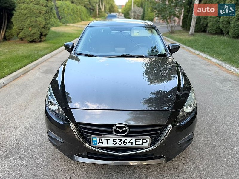 Седан Mazda 3 2015 в Києві