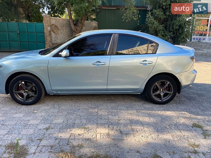 Седан Mazda 3 2007 в Харкові