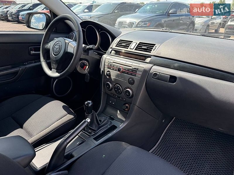 Седан Mazda 3 2007 в Києві