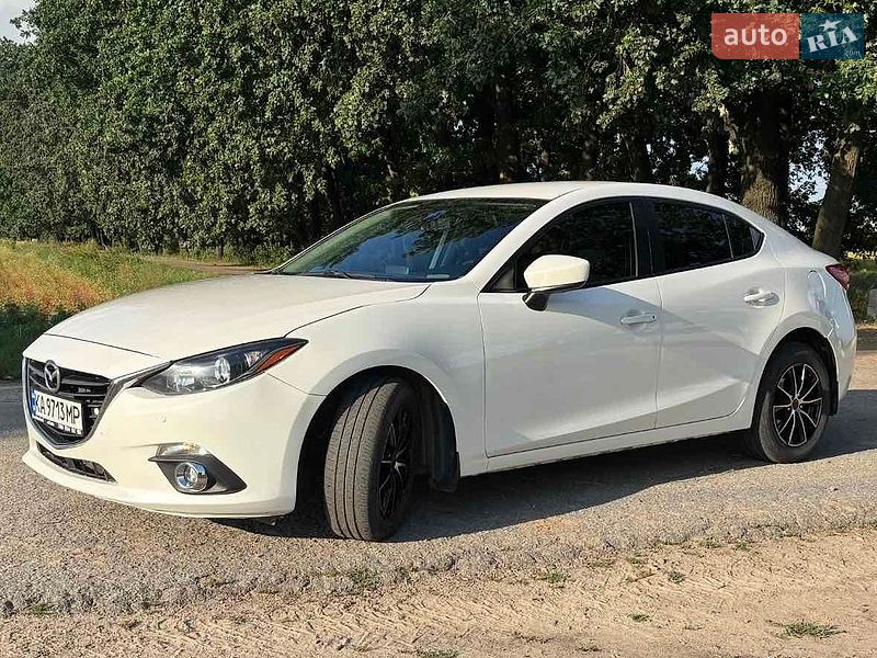 Седан Mazda 3 2015 в Василькові