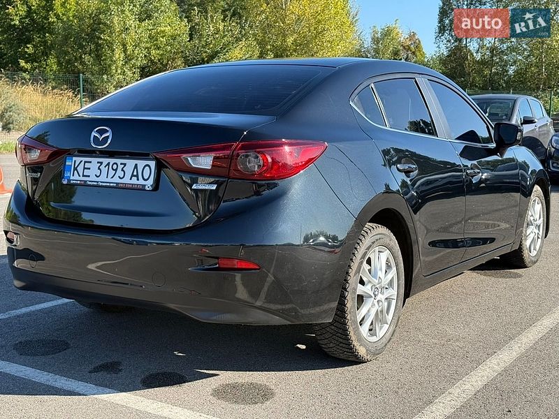 Седан Mazda 3 2016 в Києві