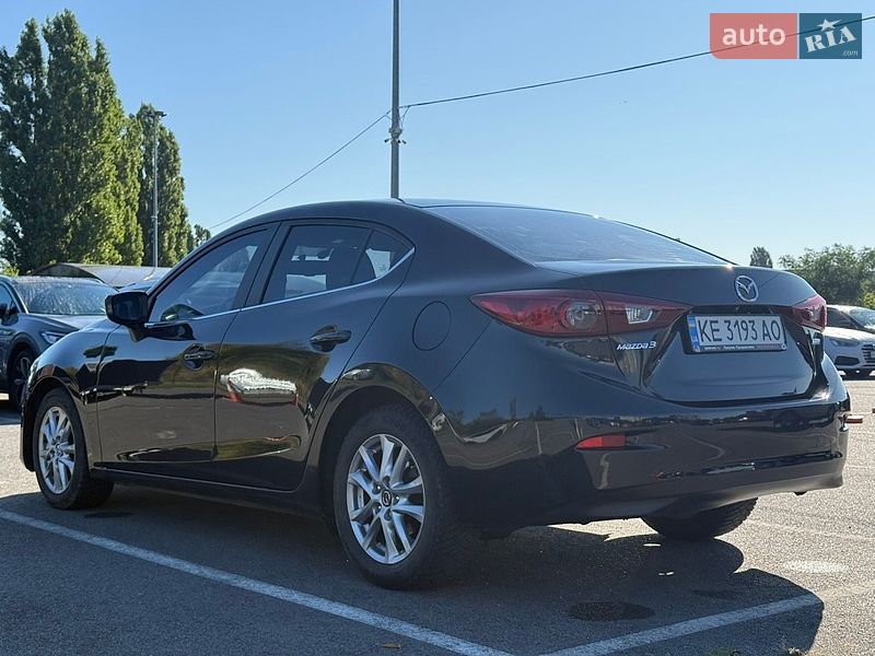 Седан Mazda 3 2016 в Києві