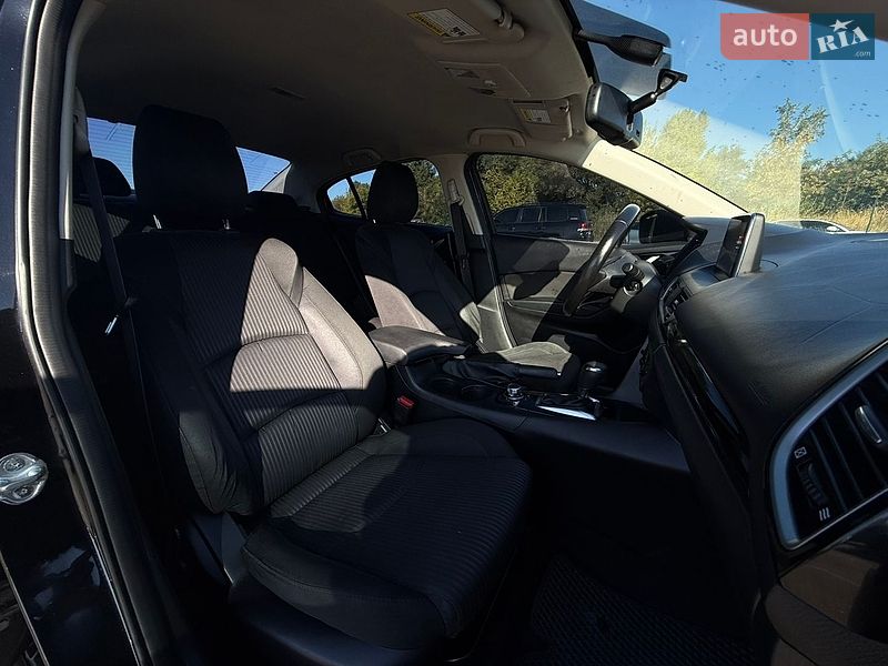 Седан Mazda 3 2016 в Києві