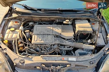 Хэтчбек Mazda 3 2003 в Днепре