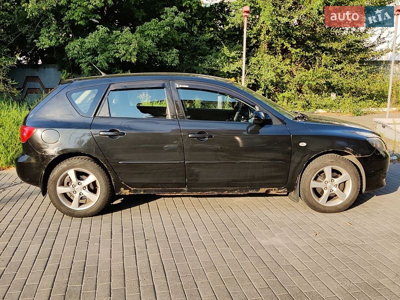 Хэтчбек Mazda 3 2003 в Днепре