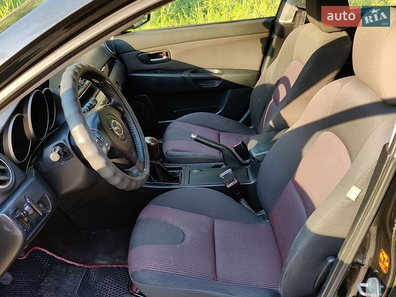 Хэтчбек Mazda 3 2003 в Днепре