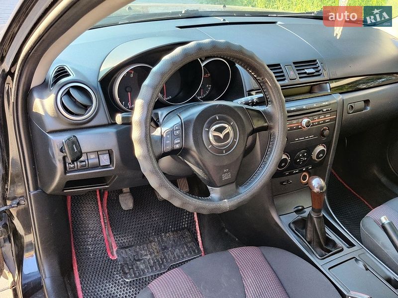 Хэтчбек Mazda 3 2003 в Днепре
