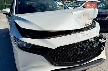 Хэтчбек Mazda 3 2019 в Киеве