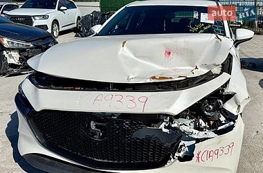 Хэтчбек Mazda 3 2019 в Киеве