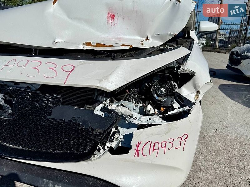 Хэтчбек Mazda 3 2019 в Киеве