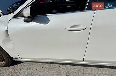 Хэтчбек Mazda 3 2019 в Киеве