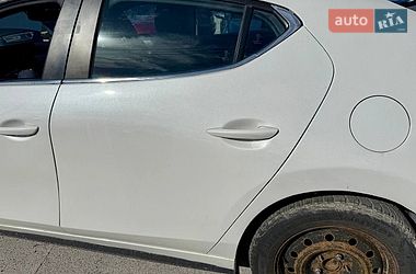 Хэтчбек Mazda 3 2019 в Киеве