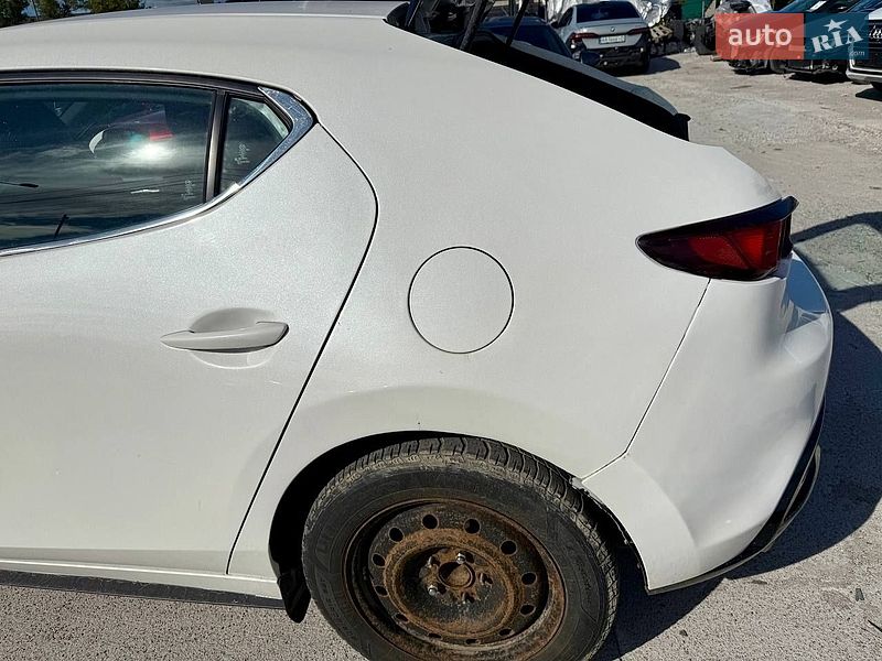 Хэтчбек Mazda 3 2019 в Киеве