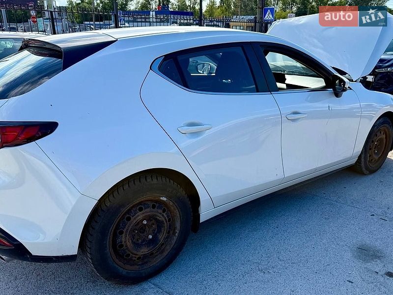 Хэтчбек Mazda 3 2019 в Киеве