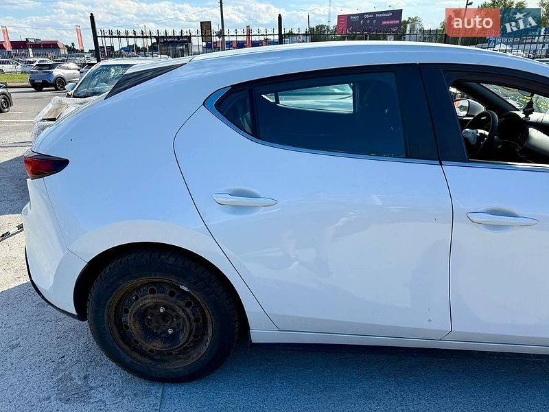 Хэтчбек Mazda 3 2019 в Киеве