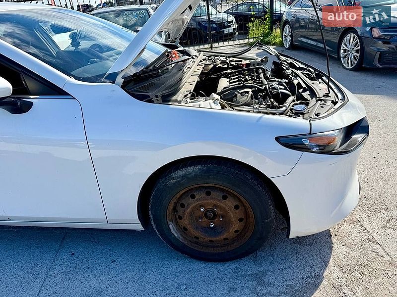 Хэтчбек Mazda 3 2019 в Киеве