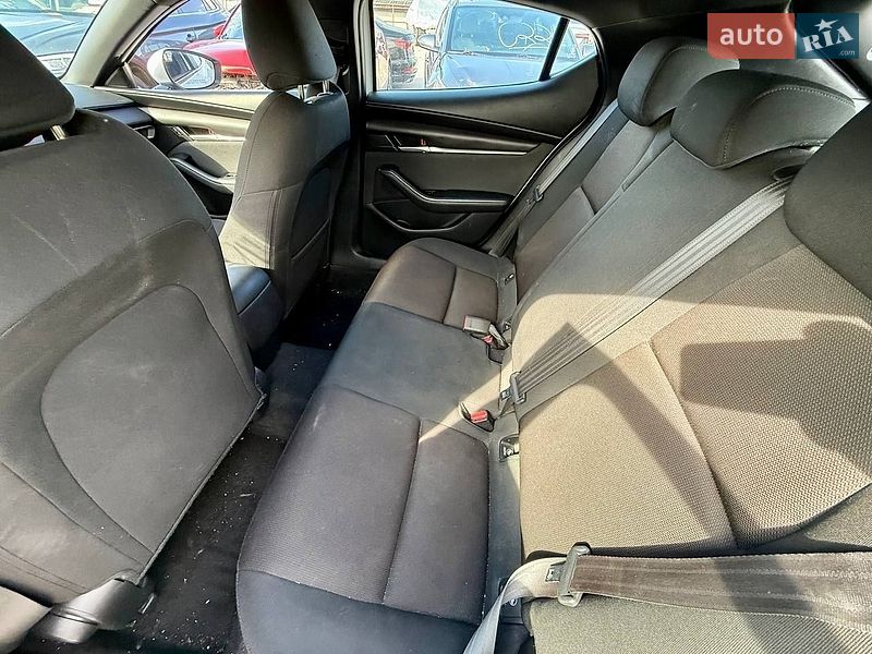 Хэтчбек Mazda 3 2019 в Киеве