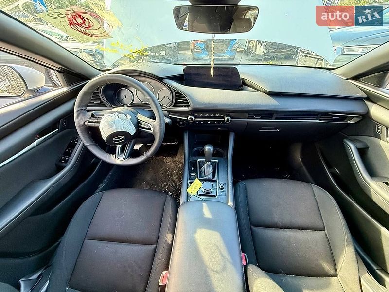 Хэтчбек Mazda 3 2019 в Киеве