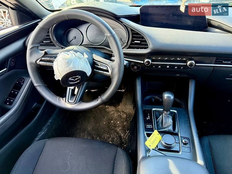 Хэтчбек Mazda 3 2019 в Киеве