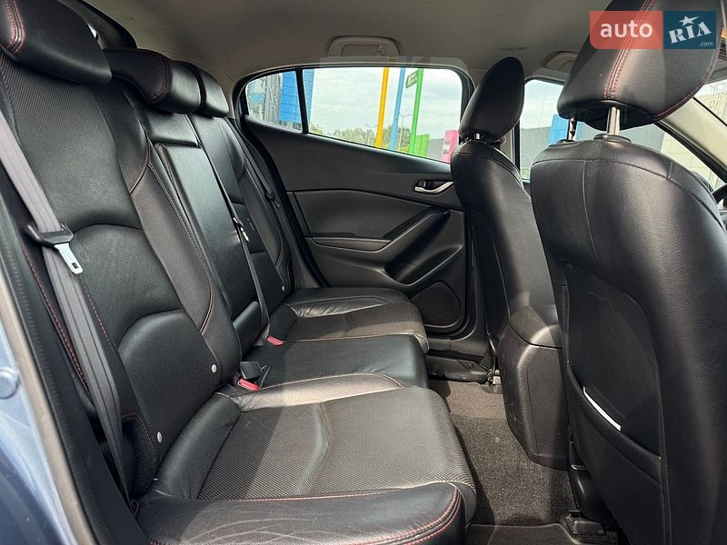 Хетчбек Mazda 3 2016 в Києві фото 10 Хетчбек Mazda 3 2016 в Києві