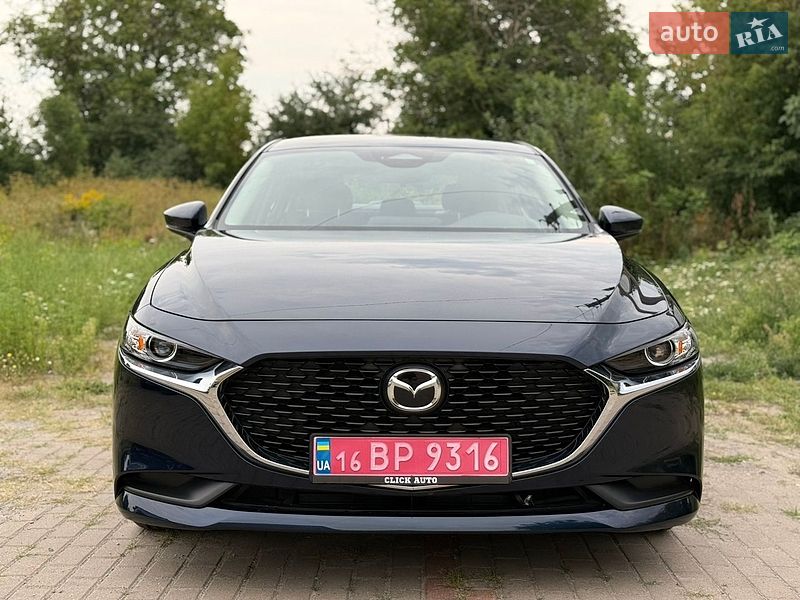Седан Mazda 3 2025 в Ровно