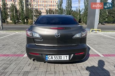 Седан Mazda 3 2011 в Черкассах