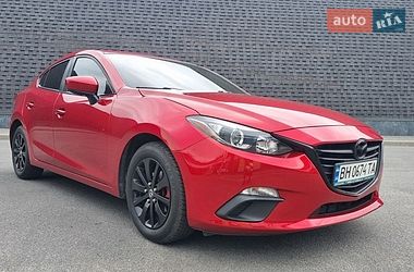 Седан Mazda 3 2014 в Днепре