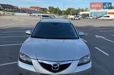 Седан Mazda 3 2006 в Ужгороде
