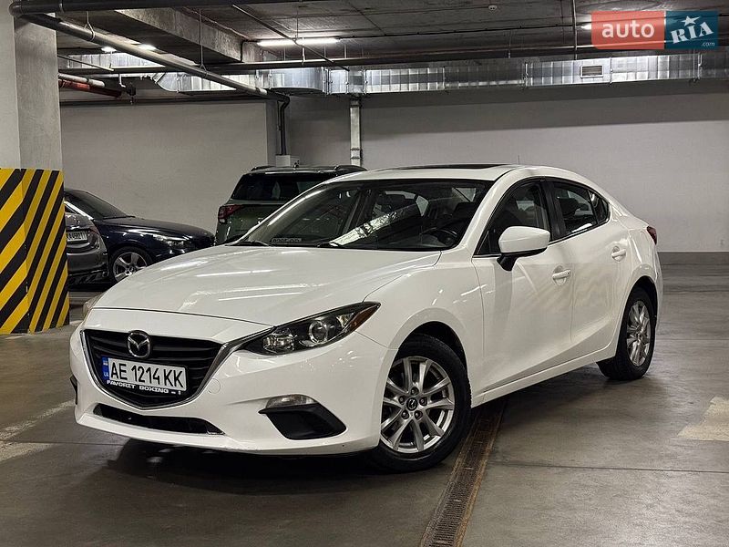 Седан Mazda 3 2013 в Киеве