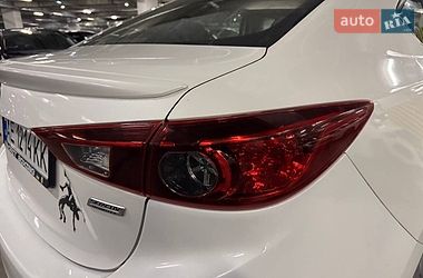 Седан Mazda 3 2013 в Киеве