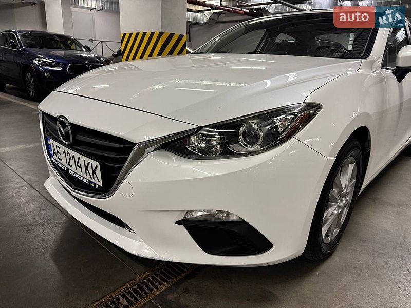Седан Mazda 3 2013 в Киеве