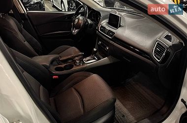 Седан Mazda 3 2013 в Киеве