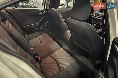 Седан Mazda 3 2013 в Киеве