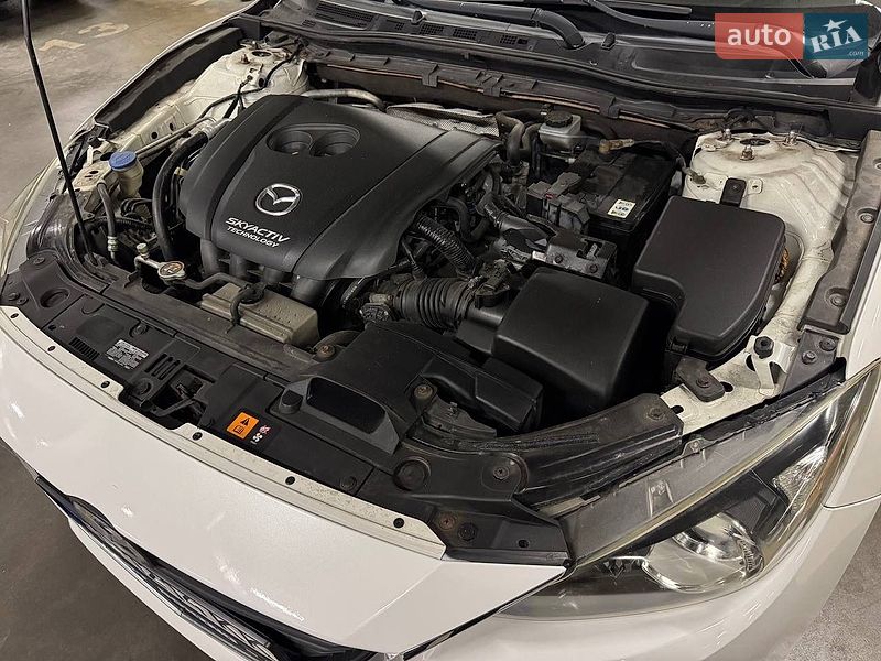 Седан Mazda 3 2013 в Киеве