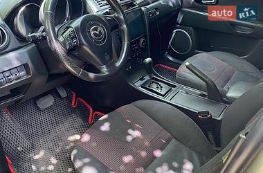 Седан Mazda 3 2004 в Кривому Розі