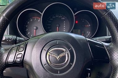 Седан Mazda 3 2004 в Кривому Розі