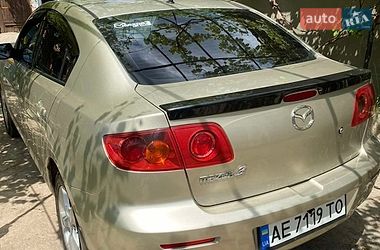 Седан Mazda 3 2004 в Кривому Розі