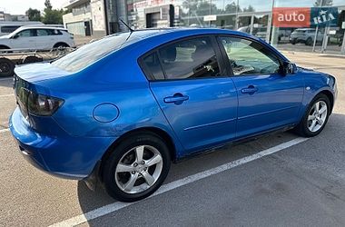 Седан Mazda 3 2005 в Полтаве