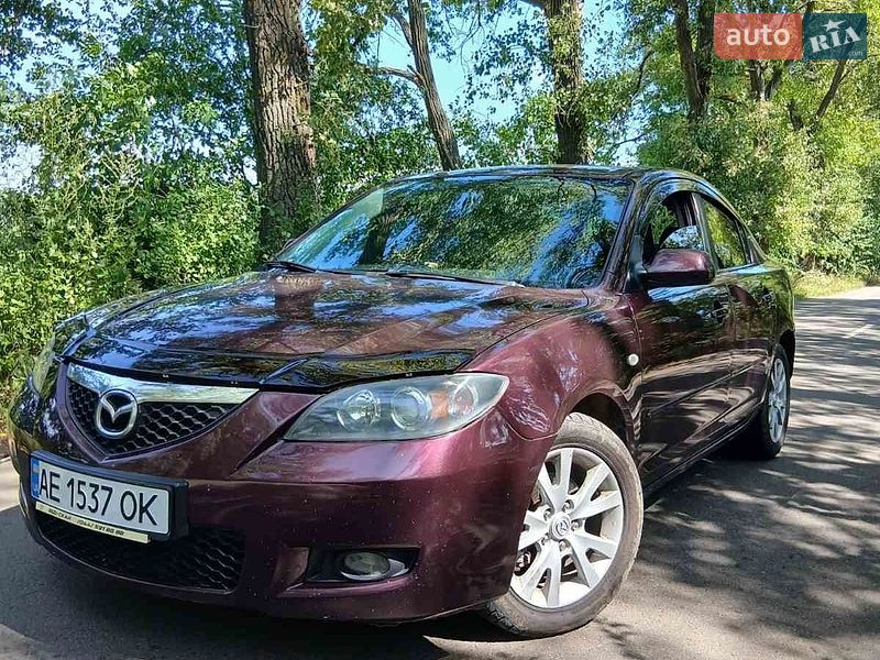 Седан Mazda 3 2007 в Днепре
