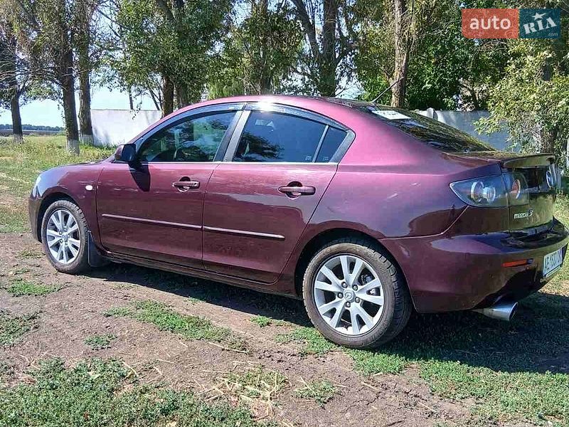 Седан Mazda 3 2007 в Днепре