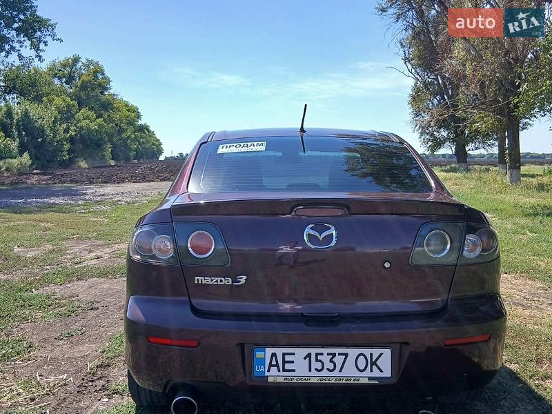 Седан Mazda 3 2007 в Днепре